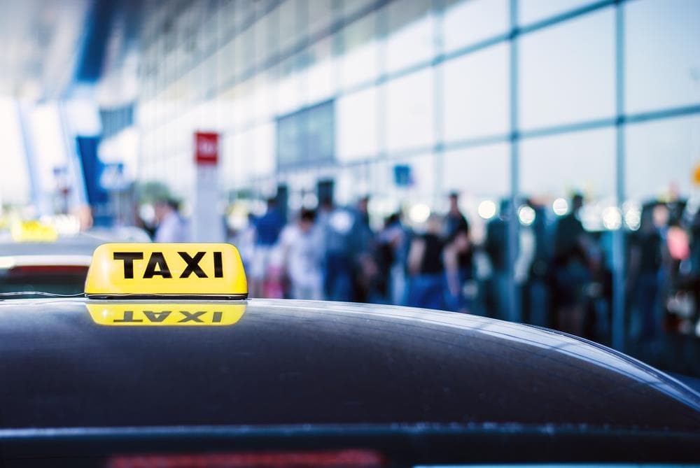 Discover our fleet: Taxis with 4, 7 and 9 seats for all types of trips