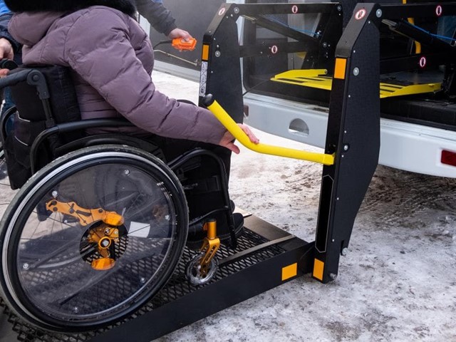 Taxis adapted for people with reduced mobility